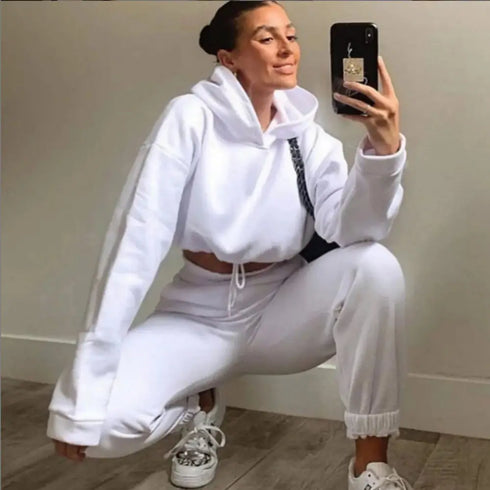 Women’s Winter and Autumn Two-Piece Tracksuit - Oversized Sweatshirt Solid Color Sportswear Hoodie - Warms Hoodies